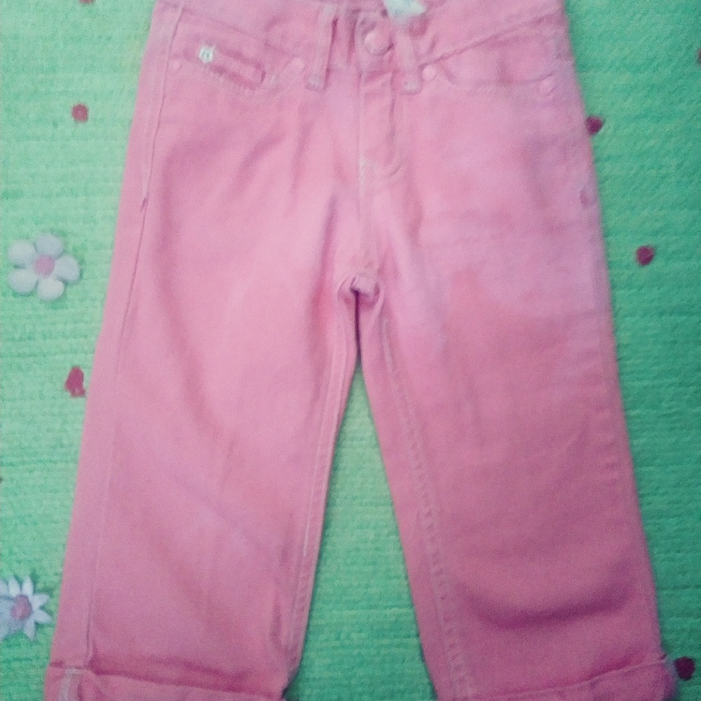 Capris